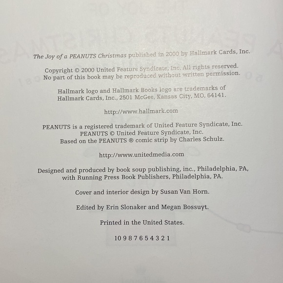 Vintage- The Joy of A Peanuts Christmas-50 Years of Comics- Hallmark c2000 - Picture 8 of 8